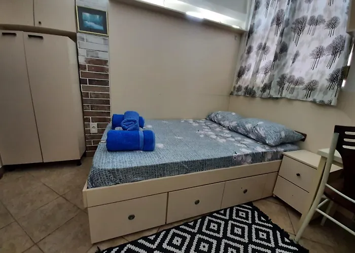 Apartament 1-8 Lovely Quite Appartament Tirana