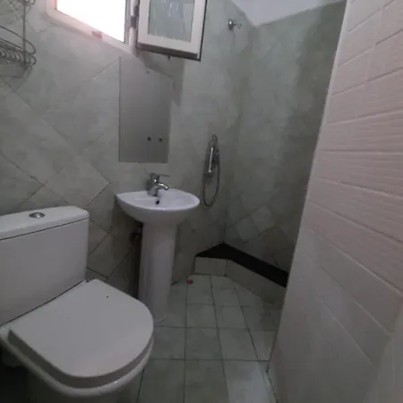 1-8 Lovely Quite Appartament 公寓 *