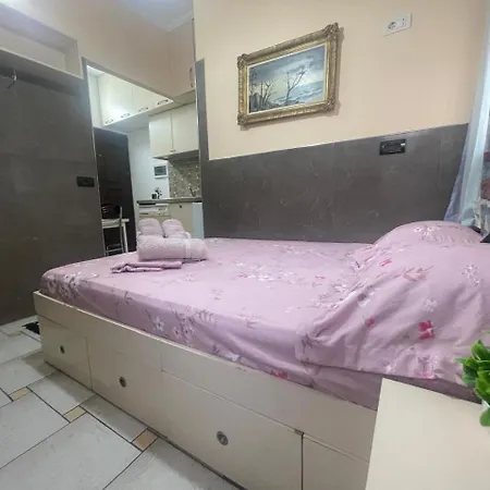1-8 Lovely Quite Appartament Apartman Tirana